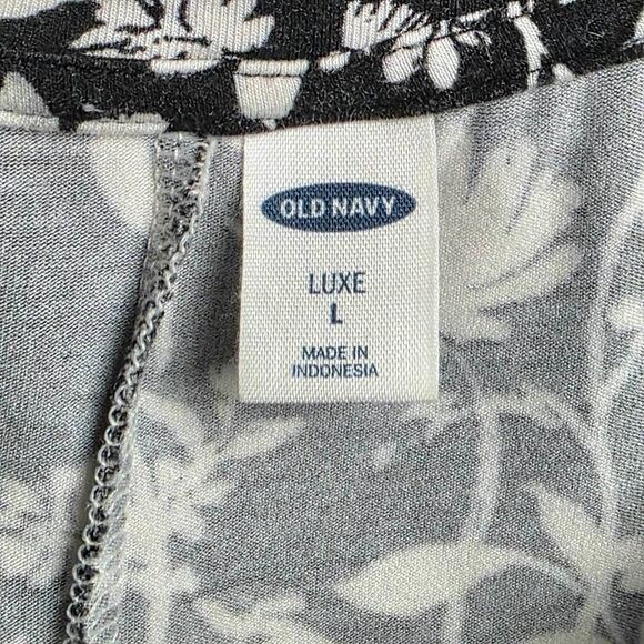 Old Navy Luxe Black Floral Sleeveless Top Size L - Picture 4 of 6